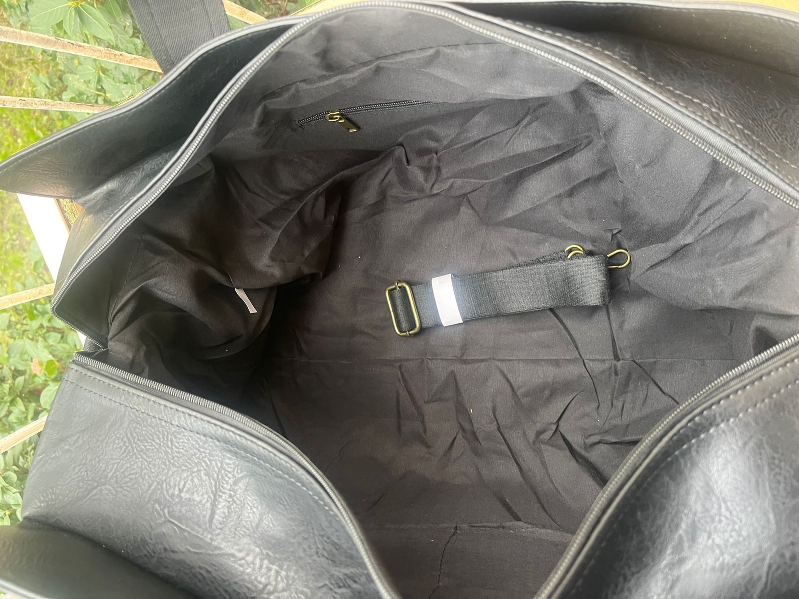 Sac à Main Femme - Modèle « Élégance Nocturne » en Simili Cuir Grainé